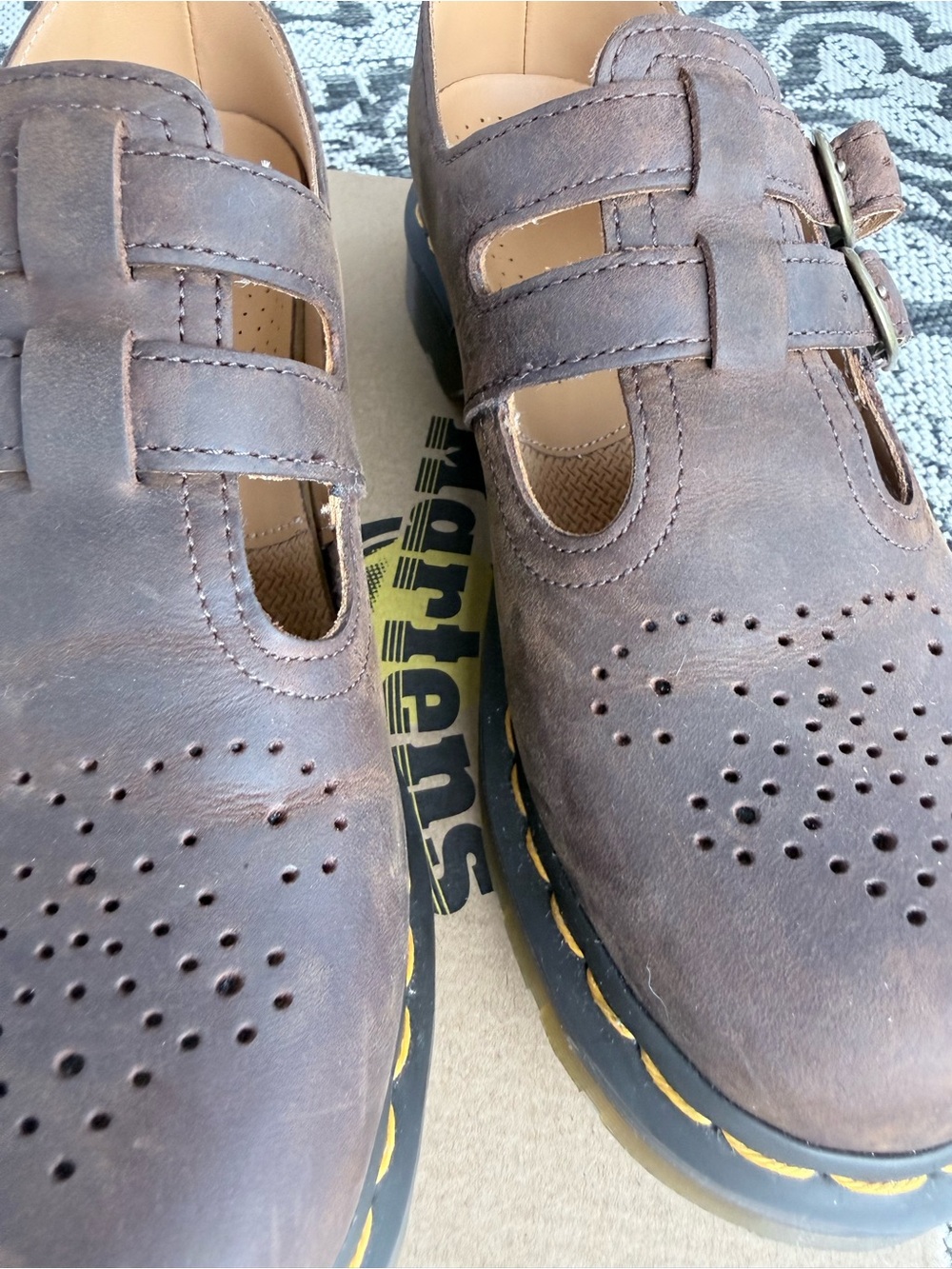 NIB Dr. Martens 8065 Crazy Horse Brown Mary Janes 7 - Picture 5 of 13
